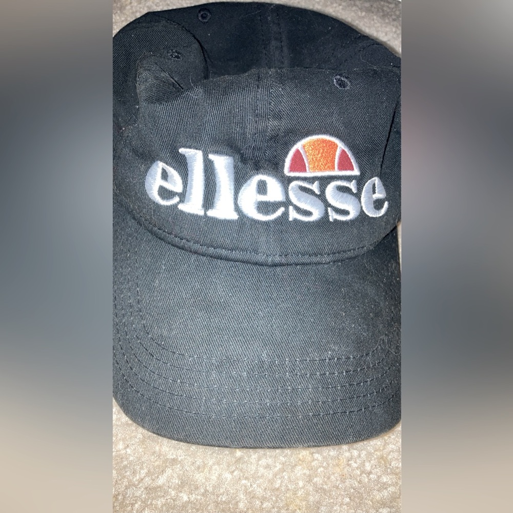 Adjustable Ellesse Cap - Black